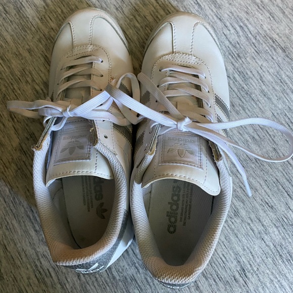 Adidas Samoa Sneakers - Picture 5 of 7